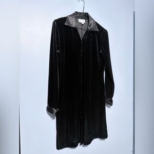 Elegant Black Velvet button up tunic top size small vintage
